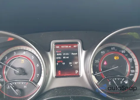 2017 Dodge Journey Crossroad Plus z USA, uszkodzony, nr VIN 3C4PDCGB5HT534847